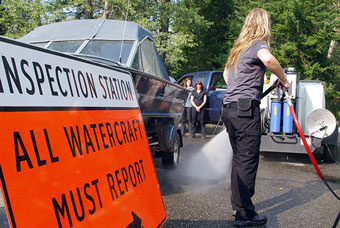 swc_boat_cleaning_station_340px.jpg